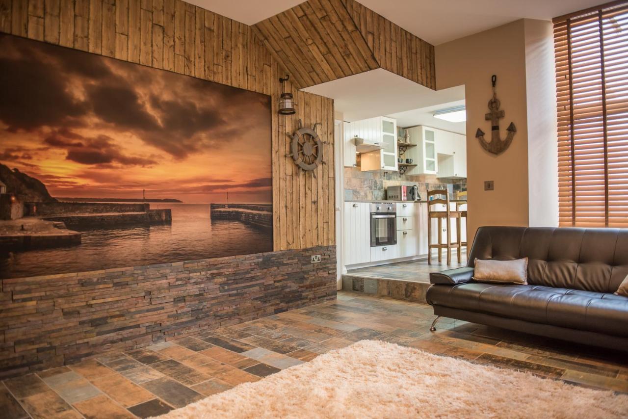 Deluxe Rustic Charlestown Themed Apartment 세인트오스틀 외부 사진